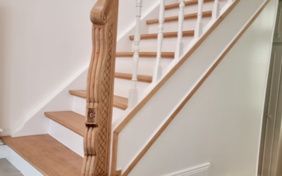 6 Escalier interieur renove ancien escalier renova blanc et chene naturel