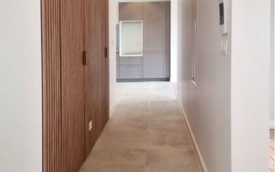8 Couloir pour acceder a la cuisine et la salle de bain
